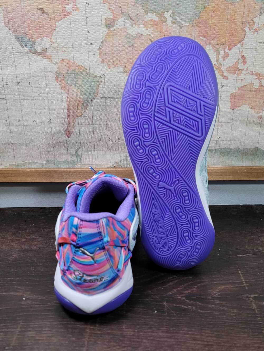 BRAND NEW Puma Stewie 4 Prism Women's Size 6.5 - Picture 7 of 7